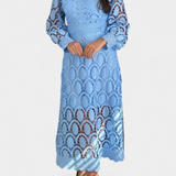 Robe Midi Jovie avec Dentelle Brodée et Col Haut