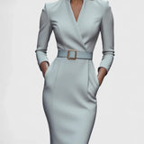 Robe noire raffinée Adriana avec ceinture et col mandarin