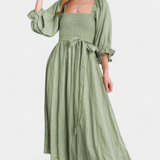 Robe Petra à Deux Niveaux avec Corps Froncé et Manches Bouffantes