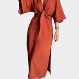 Robe Casual Ainhoa avec Nœud Frontal et Décolleté en V