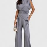 Ensemble Asymétrique Sofia avec Épaules Drapées