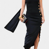 Robe Asymétrique Aphrodite avec Boutons Décoratifs en Or