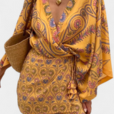 Robe Candela Boho avec Imprimé Floral et Décolleté Croisé en V
