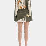 Robe Florale Joaquina avec Détail Torsadé et Dos Ouvert