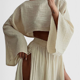 Ensemble Martha de Deux Pièces avec Jupe à Grande Découpe