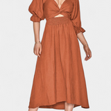 Robe Petra à Deux Niveaux avec Corps Froncé et Manches Bouffantes