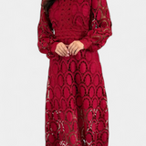 Robe Midi Jovie avec Dentelle Brodée et Col Haut
