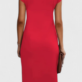 Robe Midi Intemporelle Katrina avec Col Rond et Détail Drapé