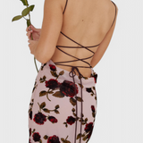 Robe Glissante Irina avec Imprimé Floral et Dos Ouvert