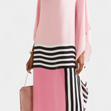 Caftan Géométrique Elenora avec Coupe Ample et Tissu en Maille en Forme de Papillon