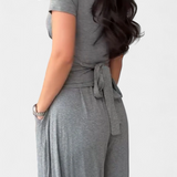 Ensemble Confortable de Deux Pièces Ruslana avec Décolleté en V Croisé