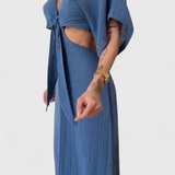 Robe Fluide Myra avec Nœud Frontal et Découpes