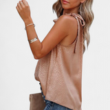 Top sans manches à imprimé léopard Adela avec col montant et nœud