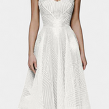 Robe Longue Everleigh avec Broderie et Coupe A-Line