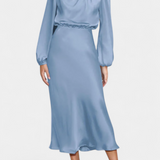 Robe Maxi Cecila avec Col Haut et Détail Floral