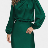 Robe Maxi Cecila avec Col Haut et Détail Floral