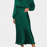 Robe Maxi Cecila avec Col Haut et Détail Floral