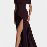 Robe Maxi en Chiffon Celaena avec Épaules Dégagées et Fente Latérale