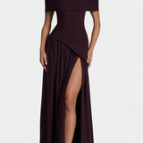 Robe Maxi en Chiffon Celaena avec Épaules Dégagées et Fente Latérale