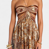 Robe Maxi Tasha avec Col Halter et Dos Ouvert avec Détails Découpés