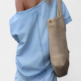 Ensemble en Denim Asymétrique Apolonia avec Ouverture Élégante