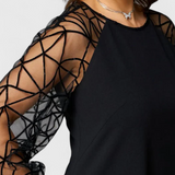 Robe Noire Bellezza avec Manches en Maille et Coupe Ample