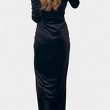 Robe Longue en Velours LaVerna Dorée avec Décolleté en V