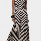 Robe Maxi Halter Crispina avec Rayures Chevron et Dos Nu