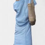 Ensemble en Denim Asymétrique Apolonia avec Ouverture Élégante