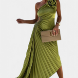 Robe de Cocktail Asymétrique Leire avec Applications Florales et Jupe Plissée