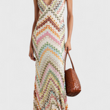 Robe Longue Agustina en Dentelle avec Décolleté en V et Motif Zigzag