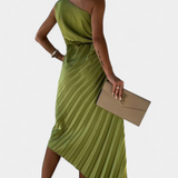 Robe de Cocktail Asymétrique Leire avec Applications Florales et Jupe Plissée