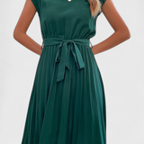 Robe Midi Élégante Luxie en Tissu Léger avec Coupe Fluide