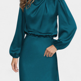 Robe Maxi Cecila avec Col Haut et Détail Floral