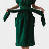 Robe en Coton Cressida avec Décolleté en V et Taille Ajustable