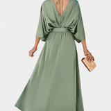 Robe Milly Élégante avec Nœud et Fente