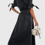 Robe Midi Adelina en Denim avec Boutons et Décolleté en V